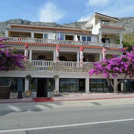Pansion & Sidro * Omis