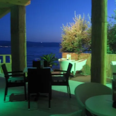 Pansion & Sidro Apartment